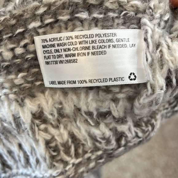 Universal Thread Thick Knit Fair Isle Sweater - Size Small - Picture 7 of 8